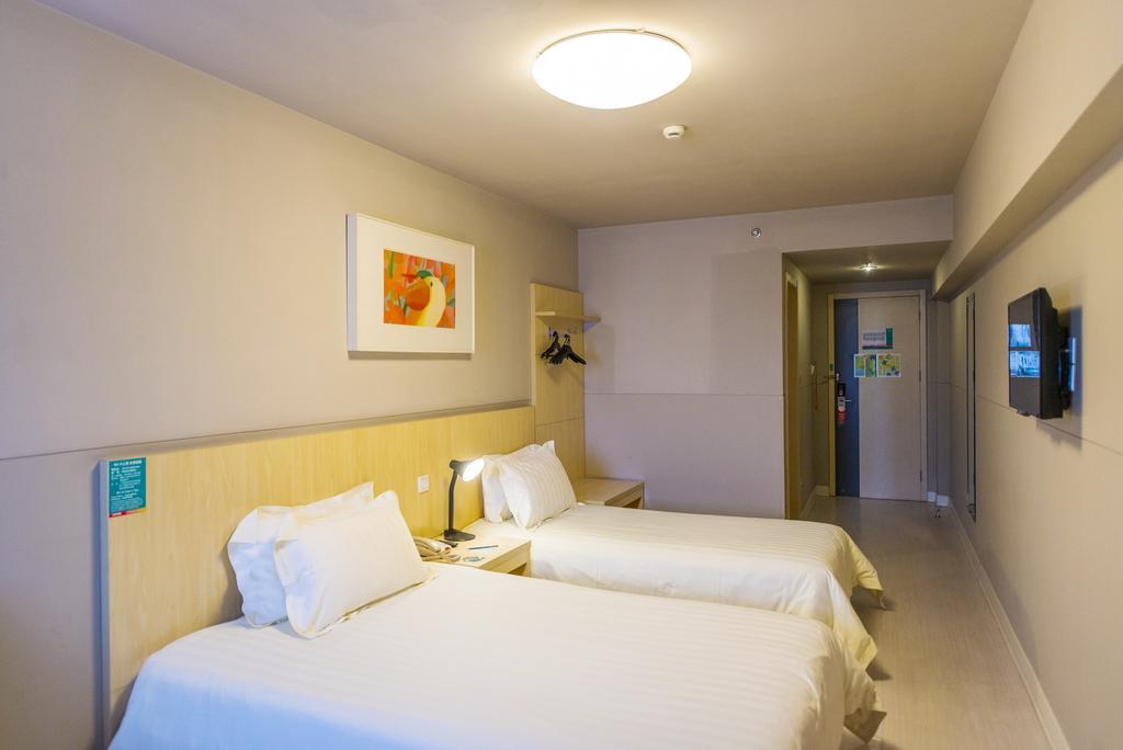 Jingjiang Inn Shanghai Jiading Chengzhong Road Exteriör bild