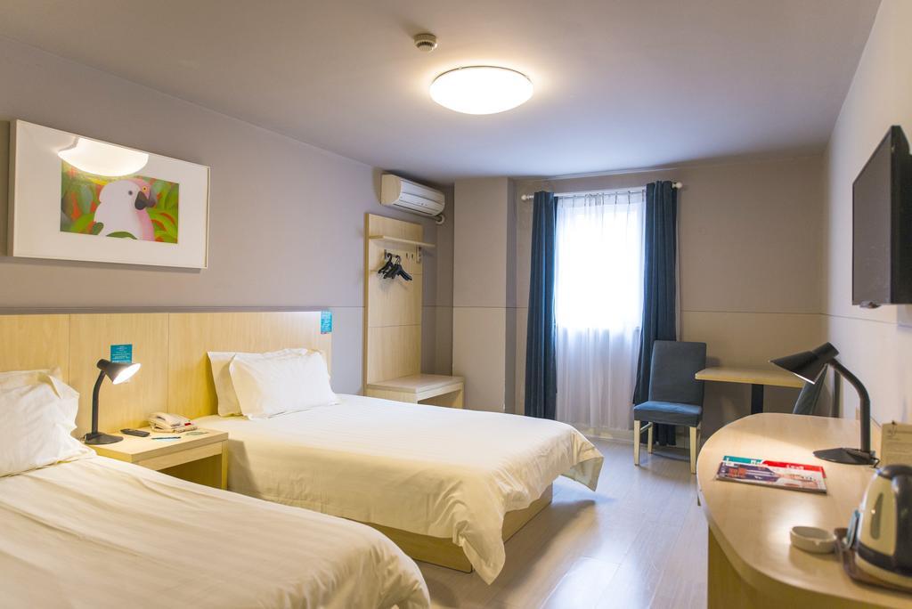 Jingjiang Inn Shanghai Jiading Chengzhong Road Exteriör bild